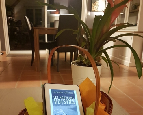 Les nouveaux voisins de Catherine McKenzie (éditions Michel Lafon)