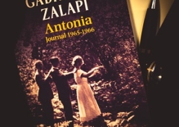 Antonia, journal 1965-1966 de Gabriella Zalapi (éditions Le livre de poche)