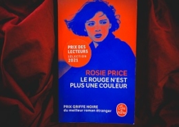 Le rouge n'est plus une couleur de Roise Price (éditions Le livre de poche)