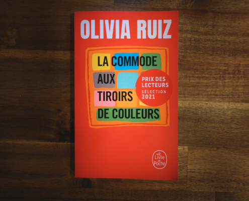 La commode aux tiroirs de couleurs d'Olivia Ruiz (éditions Le livre de poche)