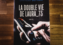 La double vie de Laura_73 de Laurent Bettoni (éditions Cosmopolis)