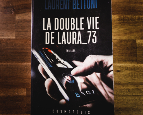 La double vie de Laura_73 de Laurent Bettoni (éditions Cosmopolis)